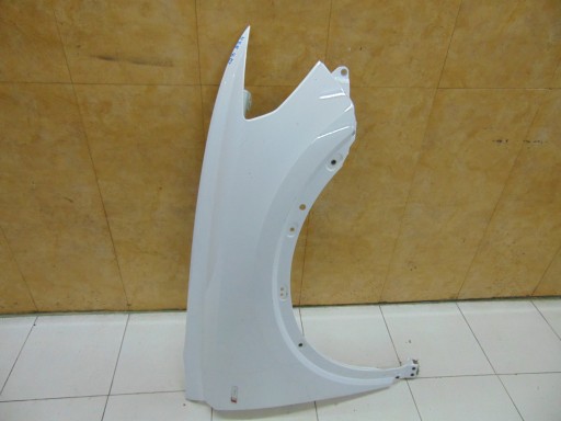 Праве переднє крило переднє audi q3 83a