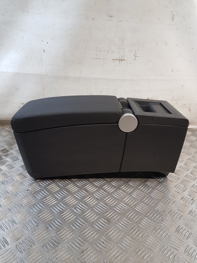PODLKIETNIK LODOWKA TRAVEL ASSISTANT OPEL SIGNUM C KOMBI 03R