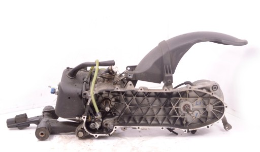Piaggio TPH New APRILIA SR MOTARD двигун 50 2T