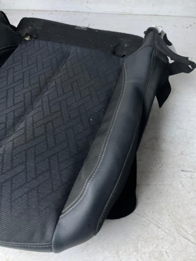 SIEDZISKO SITZ rechts vorne OPEL CORSA F Halbleder