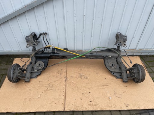 4 - Підвіска заднього променя renault clio iv