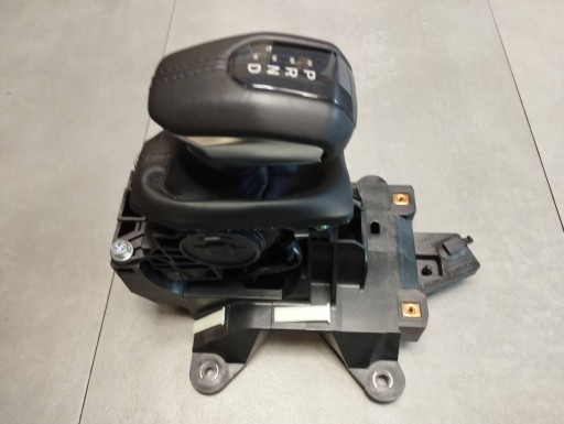 Volkswagen Amarok II 2023 trim of the gear 2HJ711025