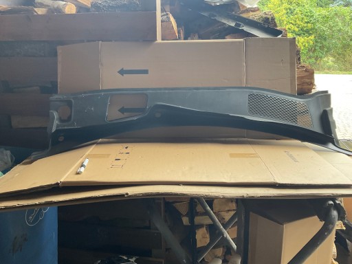 9Y1819401C - Накладки PORSCHE Cayenne 9Y1 819401 C