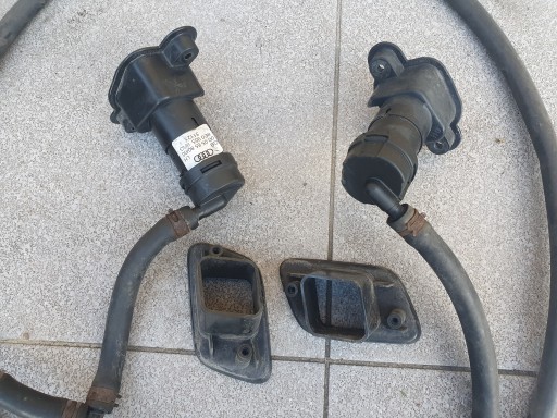 8e0955101G 8E0807787B - Омыватель ксеноновой лампы AUDI A4 B7 левый комплект