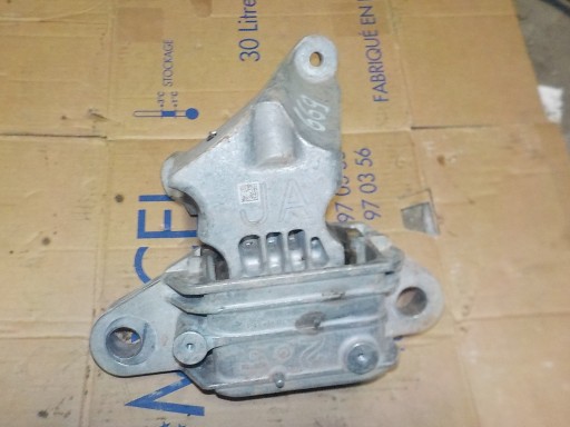 JX61-7M121-AD - ПОДУШКА КОРОБКИ FOCUS MK4 ST 1.0 B 326F32