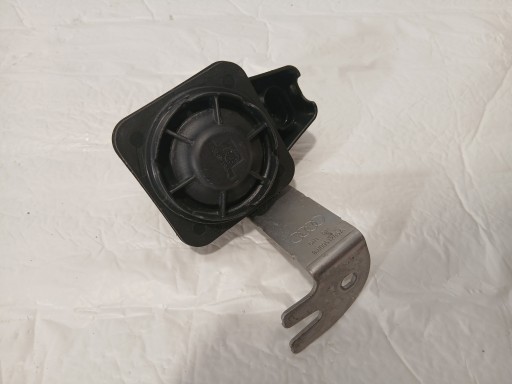 AUDI A4 B9 LIFT SYRENA ALARMU staffa 8W0951285A
