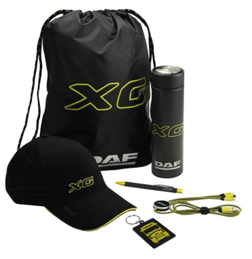 Набор гаджетов DAF xG кабель термос крышка M004458