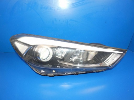 HYUNDAI TUCSON III light right right front front WERSJA ANGIELSKA