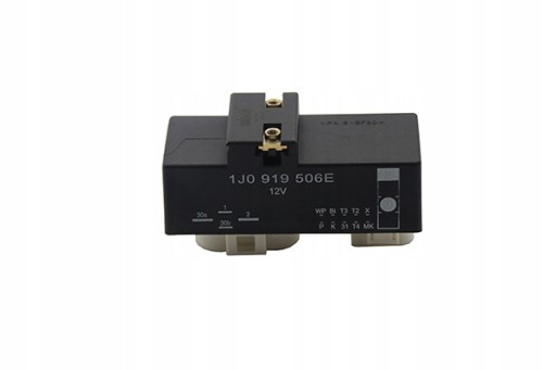 Реле паливного насоса VIKA 99191545401