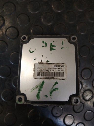 Компютер двигуна контролер opel astra zafira 1.6 16v 09391340