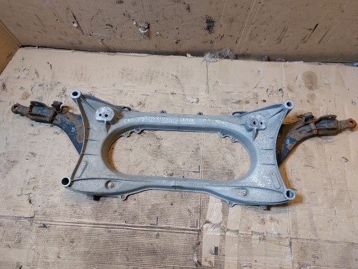 axle beam sider front LEXUS IS250