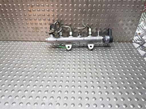 Rampe injection Capteurs 04B130093 VW POLO V 6R IBIZA IV 1.4 TDI CUS CUT