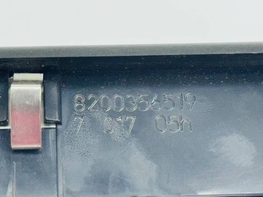 Panel Vitre 8200356519 Renault Clio III