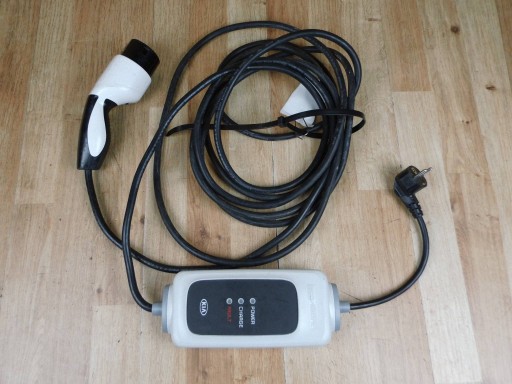 Kia Optima IV Soul EV ladowarka des autos hybrydowego elektrisch
