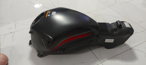 JE15704 - Паливний бак Kawasaki з H2 MAT 2020