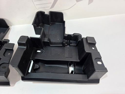 pillar KORYTKO of the floor boot BMW X7 G07 LCI 9490444