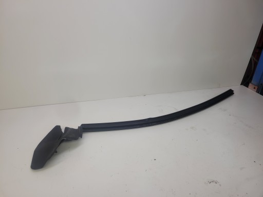 gasket right windows AUDI A3 CABRIO 8P7837479A