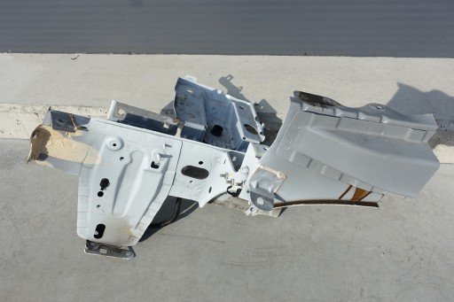 DACIA SANDERO II LIFT ЛОНЖЕРОН ЛІВИЙ ПЕРЕДНІЙ ПЕРЕДНІЙ ФАРТУХ ЧВЕРТЬ