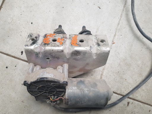 МОТОР СКЛООЧИСНИКА ПЕРЕДНІЙ STILL R7X0 22 25 30 35