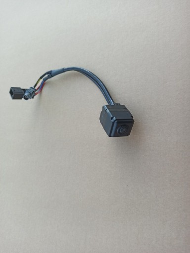 Audi q3 f3 камера заднего вида на крышке багажника 5q0980556b оптом