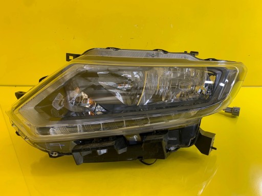 Licht links Nissan X-Trail T32 vor lift 14-18