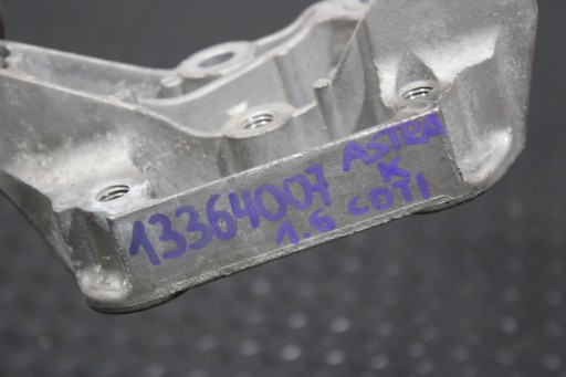 holder holder of the engine OPEL ASTRA K V 5 13364007