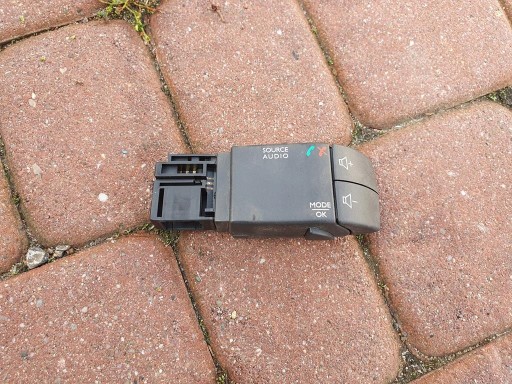 switch regulation radia Vivaro B Trafic III 255522448R