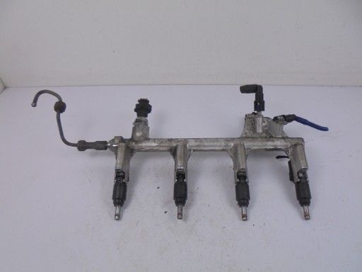 24404012 - РЕЙКА ВПРЫСКА 55351030 24404015 OPEL ZAFIRA B 2.2 16V