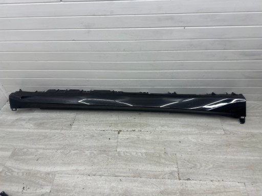 BMW X5 G05 m-packet moulding threshold cap right 8069278