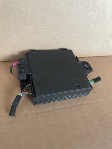 Модуль контроллера бесключевого доступа dodge ram v 2019+ 68291647