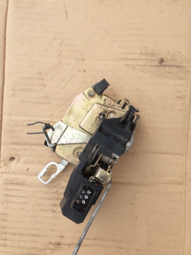 111387606 - Bmw E36 компактный замок водителя