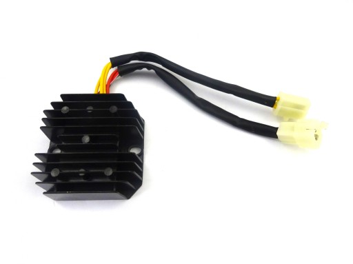 T17986 - JUNAK 806 РЕГУЛЯТОР НАПРЯЖЕНИЯ (EURO IV)