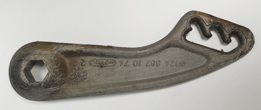 Рычаг петли капота MERCEDES W124 1248871074