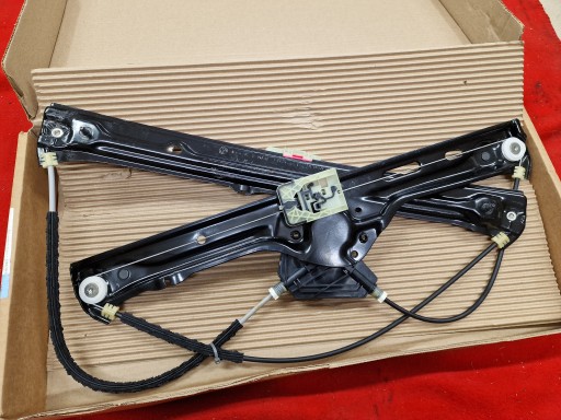 Стеклоподъемник bmw 51337286484 x5 f15 f85 m