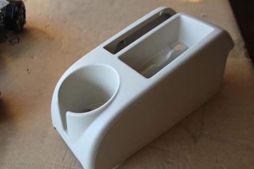 5M0863323J - ТУНЕЛЬ ЦЕНТРАЛЬНА КОНСОЛЬ VW GOLF V 5M0863323S НОВИЙ