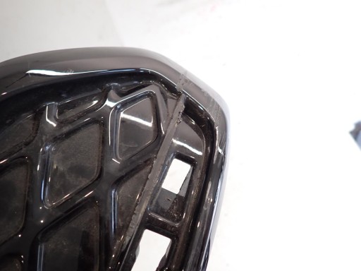 grid of a bumper rear part VW PASSAT B9 2023- sedan 3J0807423C