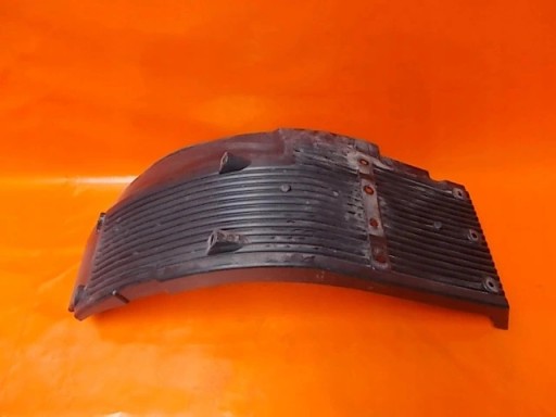 VOLVO FH4 - КОЛЕСНАЯ АРКА ПОД КАБИНОЙ СПРАВА