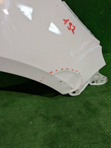 fender front right front TOYOTA COROLLA E21 HB KOMBI NR.192