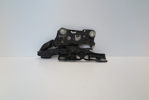 7347407 - BMW 5 G30 G31 G11 F90 ПЕТЛЯ КАПОТА ПРАВАЯ 7347408
