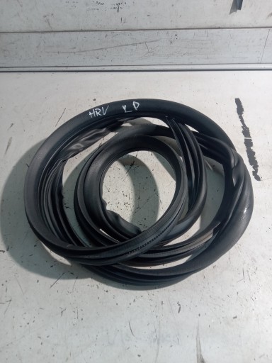 HONDA HR-V II ПРОКЛАДКА ДВЕРИ ЛЕВАЯ ПЕРЕДНЯЯ