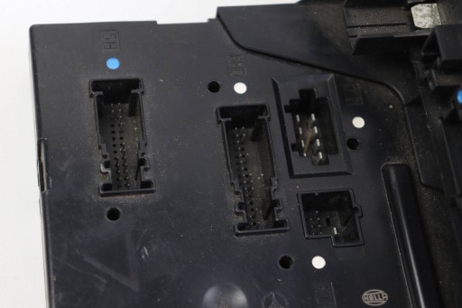 MERCEDES W212 module control unit fuse box 2129005101