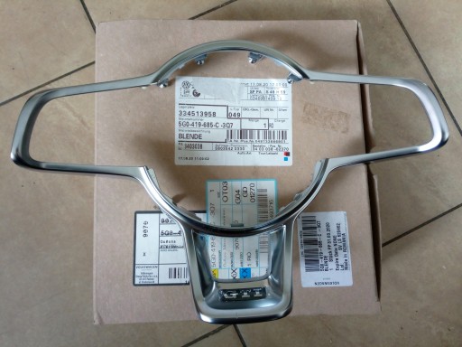 5G0419685C - Обшивка рулевого колеса VW GOLF VII PASSAT B8.*