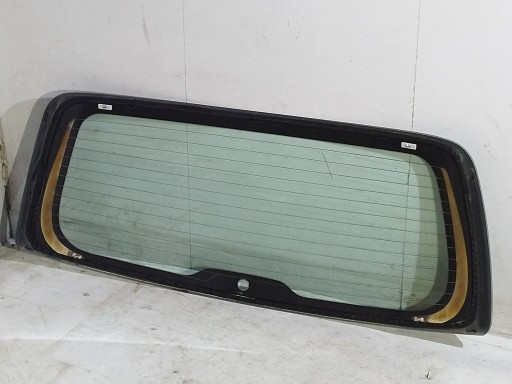Hyundai I30 and 1 kombi window z of the rear bonnet
