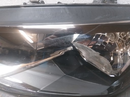 světlo předek levá VW CADDY 15- 2K5941015B