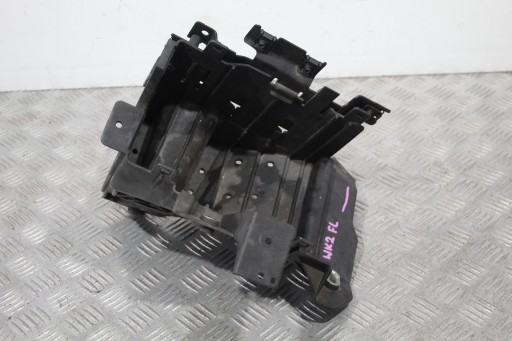 68141842AA - Корпус блока предохранителей grand cherokee wk2