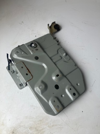 držák držák akumulátoru NISSAN MICRA K14