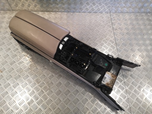 Центральный подлокотник тоннеля BMW F01 F02 4-зоны