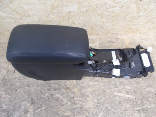 ПІДЛОКІТНИК ТУНЕЛЬ JEEP GRAND CHEROKEE 2014