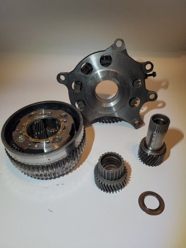 Задня планетарна машина TG81SC AWF8F45