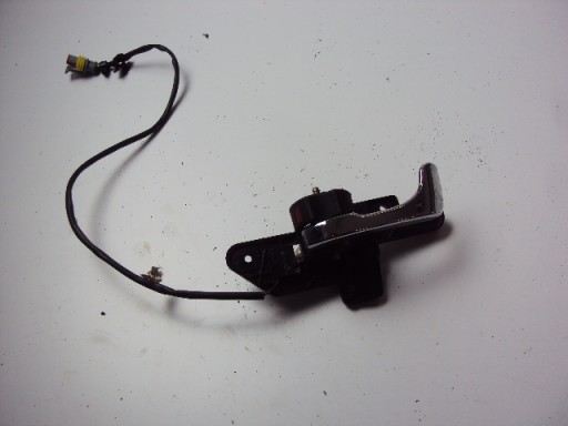 ВНУТРІШНЯ РУЧКА ДВЕРЕЙ ЛІВА ПЕРЕДНЯ MASERATI 4200GT